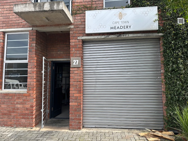 To Let commercial Property for Rent in Maitland Western Cape